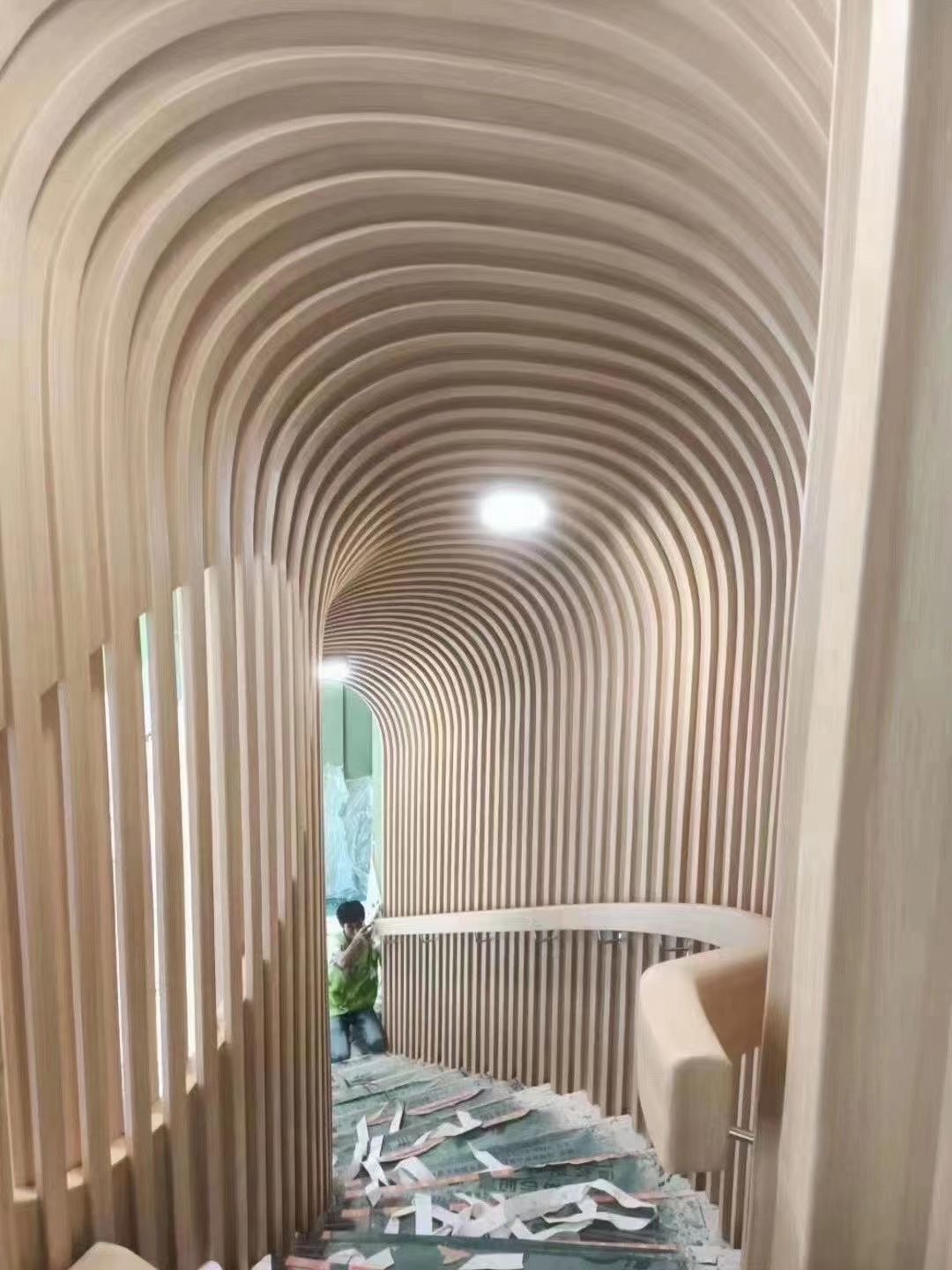 弧形鋁方通