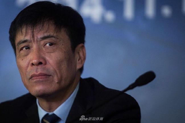 天空上尉与明日世界 下载