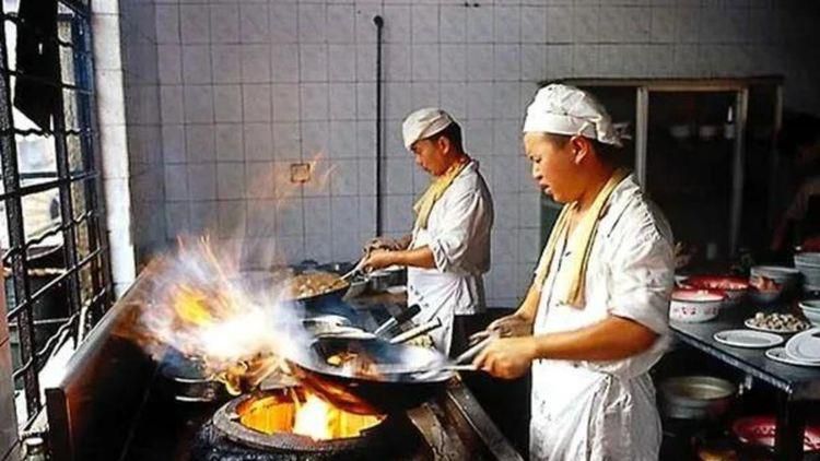 黄色片免费播放